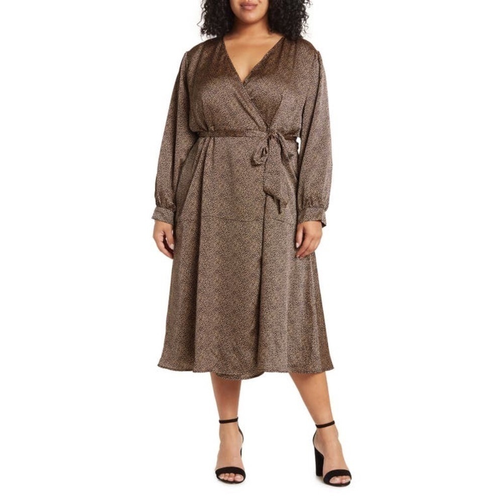Vince Camuto Women’s Wrap Front Long Sleeve Satin Dress in Cafe Size 2X